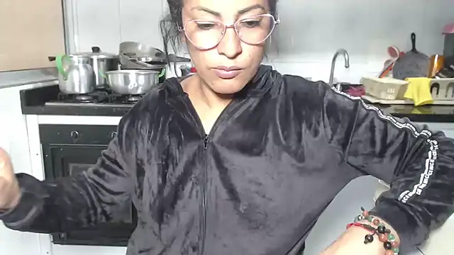 kateleyagrey live