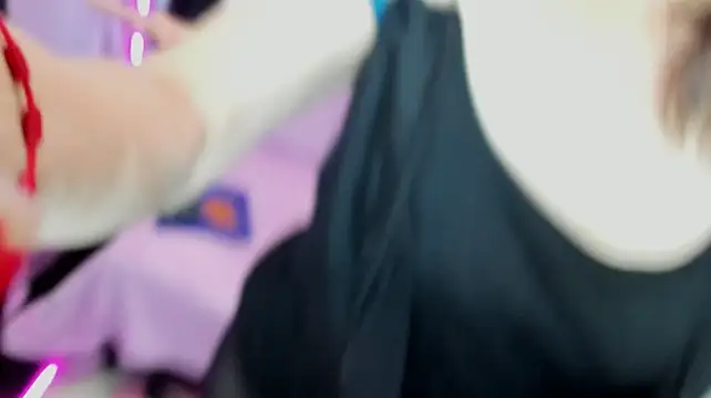 SEXXADDICTXXX live cam on StripChat
