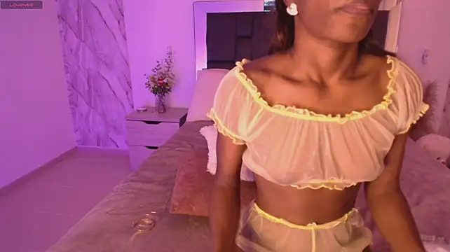 vicky-angel live