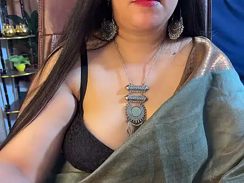 Curvy_Vincy4