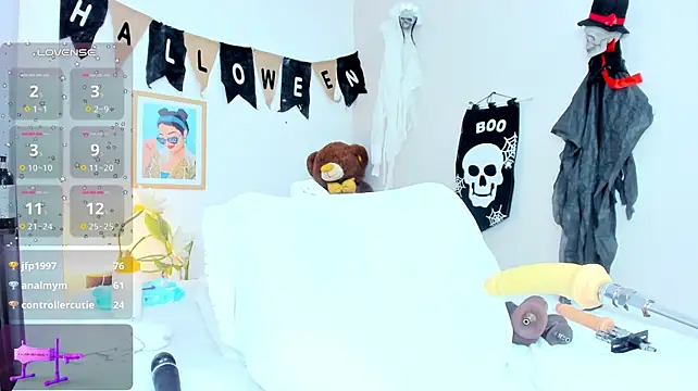 jasminnee_