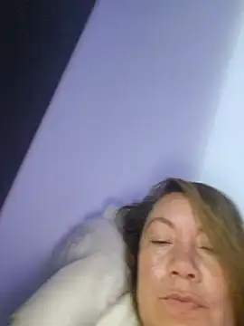 fastmilk live cam preview