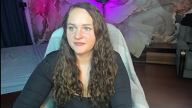 Chorna_Rouse live cam preview