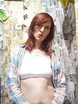 Violet_Hines