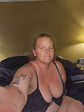 Goldiloxs82 live sex cam
