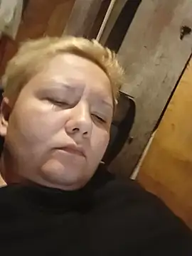 Tina_Mirabella live cam preview