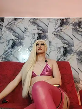 crislingery_dolli live cam on StripChat