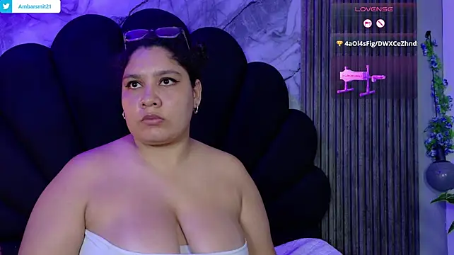 ambar_smithe live