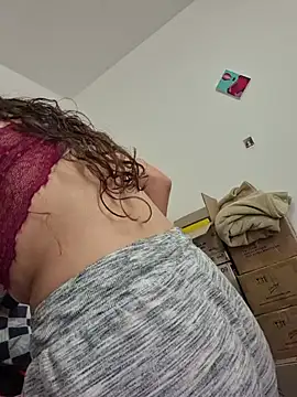 IrisBound live cam on StripChat