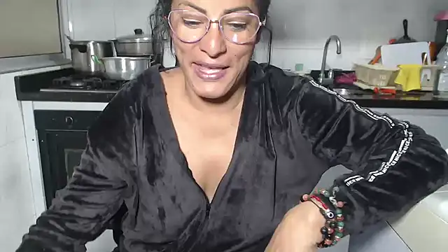 kateleyagrey