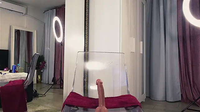 Ali_yv live cam on StripChat