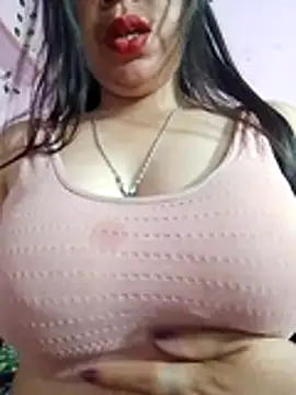 isha_sharma2002