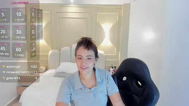 ABBIECARSON live cam on StripChat