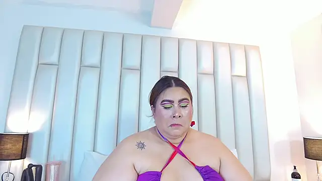 aandreaperez live cam on StripChat