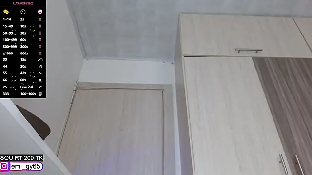 emilyn_grey1