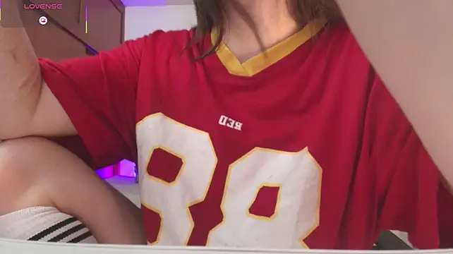 Miley_Baker live cam preview