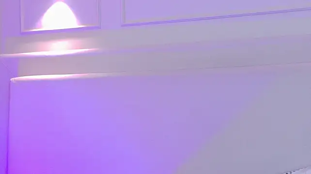 NaomiKlarc