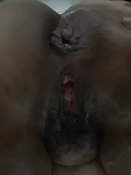 Scarlet_curly8a live cam preview