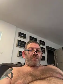 crb1234sc live cam on StripChat