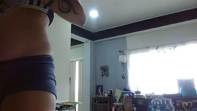 AlinaWoolf_
