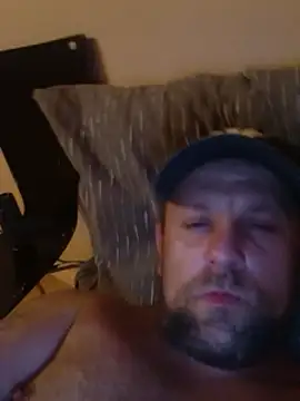 Wrwhat84 live cam on StripChat