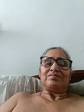 _candi live cam preview