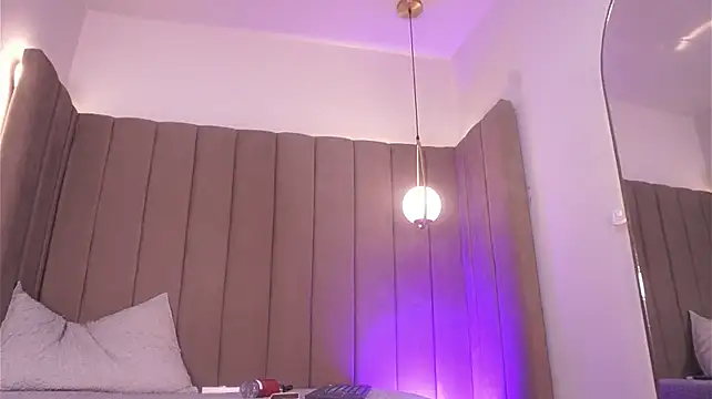 Ashley_Beaomunt