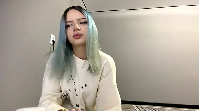 AzzieWrighten
