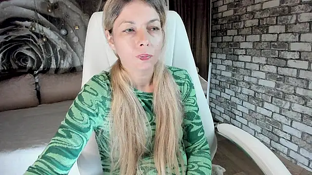 Eva_Melow