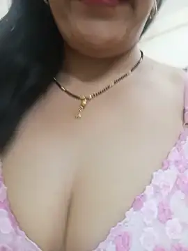 Hot-Shivani