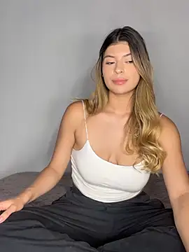 Alessandrabloom_ webcam