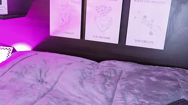 sara_as_ webcam
