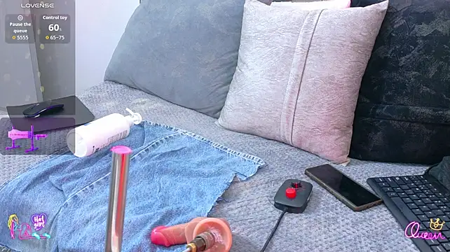 Luna_Naughty1
