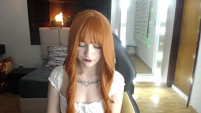 _Charlotte_Collins_ live cam preview
