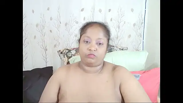 Indiantasha live cam preview