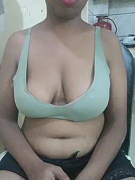 Your_Alinaa live cam on StripChat