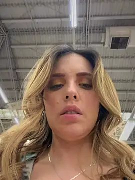 alirawrz (F young) - Supermarket
