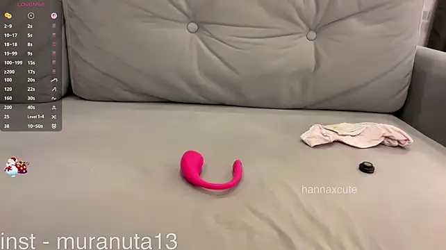 tinykisa live cam on StripChat