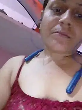 Varsha_96 live cam on StripChat