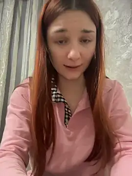 SaintMaya live cam on StripChat