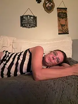 ChubbyBetty15 live cam preview