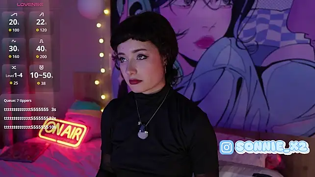 Sonnie_mami live cam on StripChat