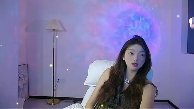 lili-6677 live cam on StripChat