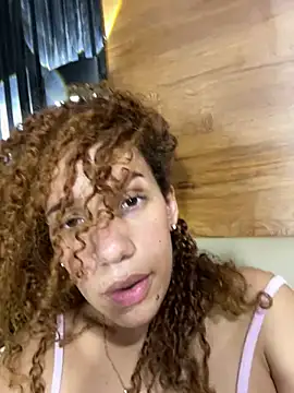 LunaVal_ live cam on StripChat