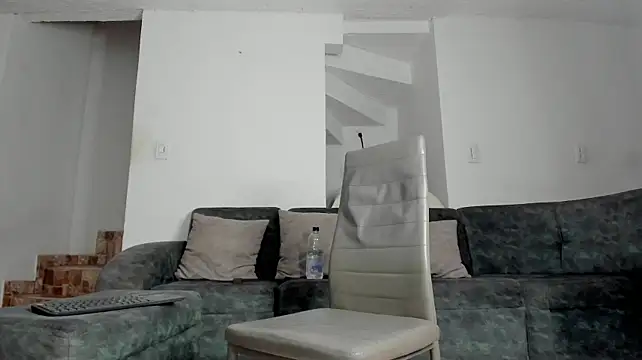 _heracles_ live cam on StripChat
