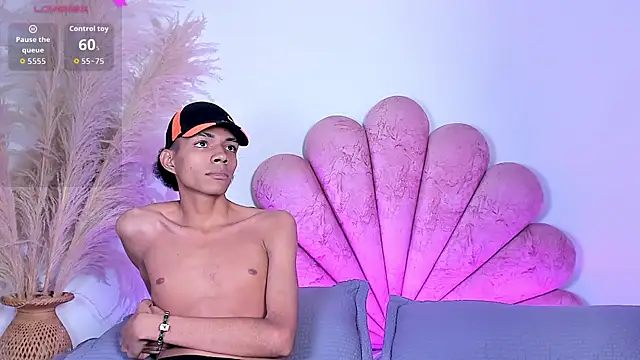 candyandmarilyn live sex cam