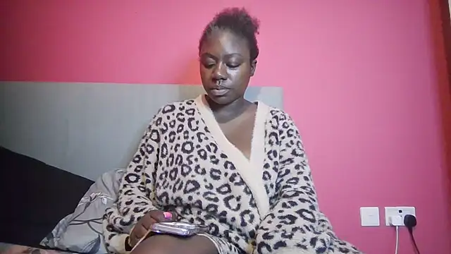 Sexy_Kiki_Bella