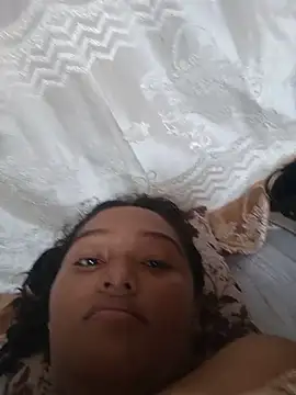 Roousehot live cam preview