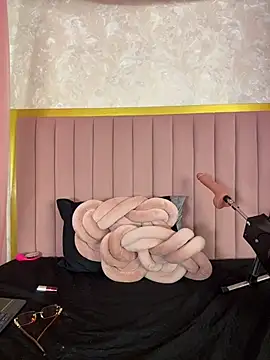 Nina_Skyy live cam preview