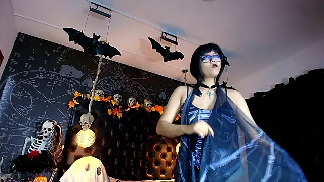 Alex（AlexHoe_）